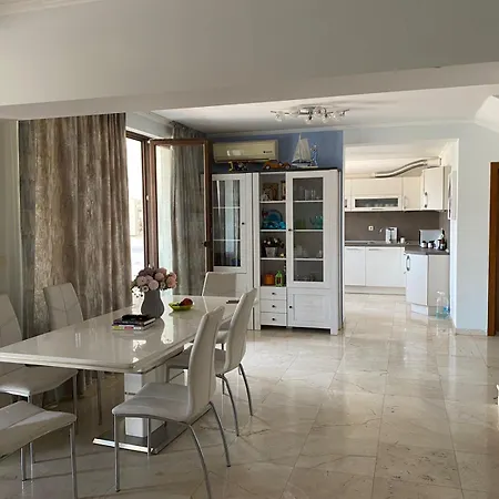 Grande Mia Casa Szveti Vlasz