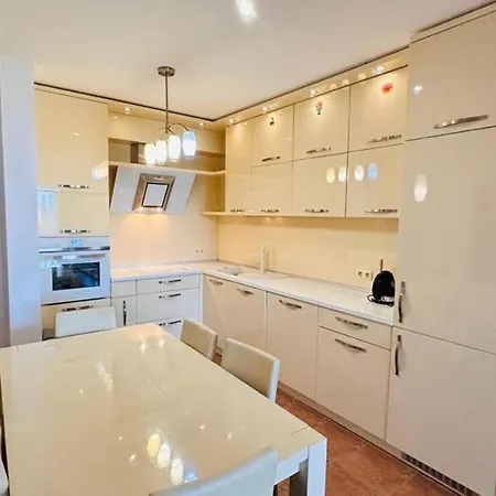 Grande Mia Casa Apartment *